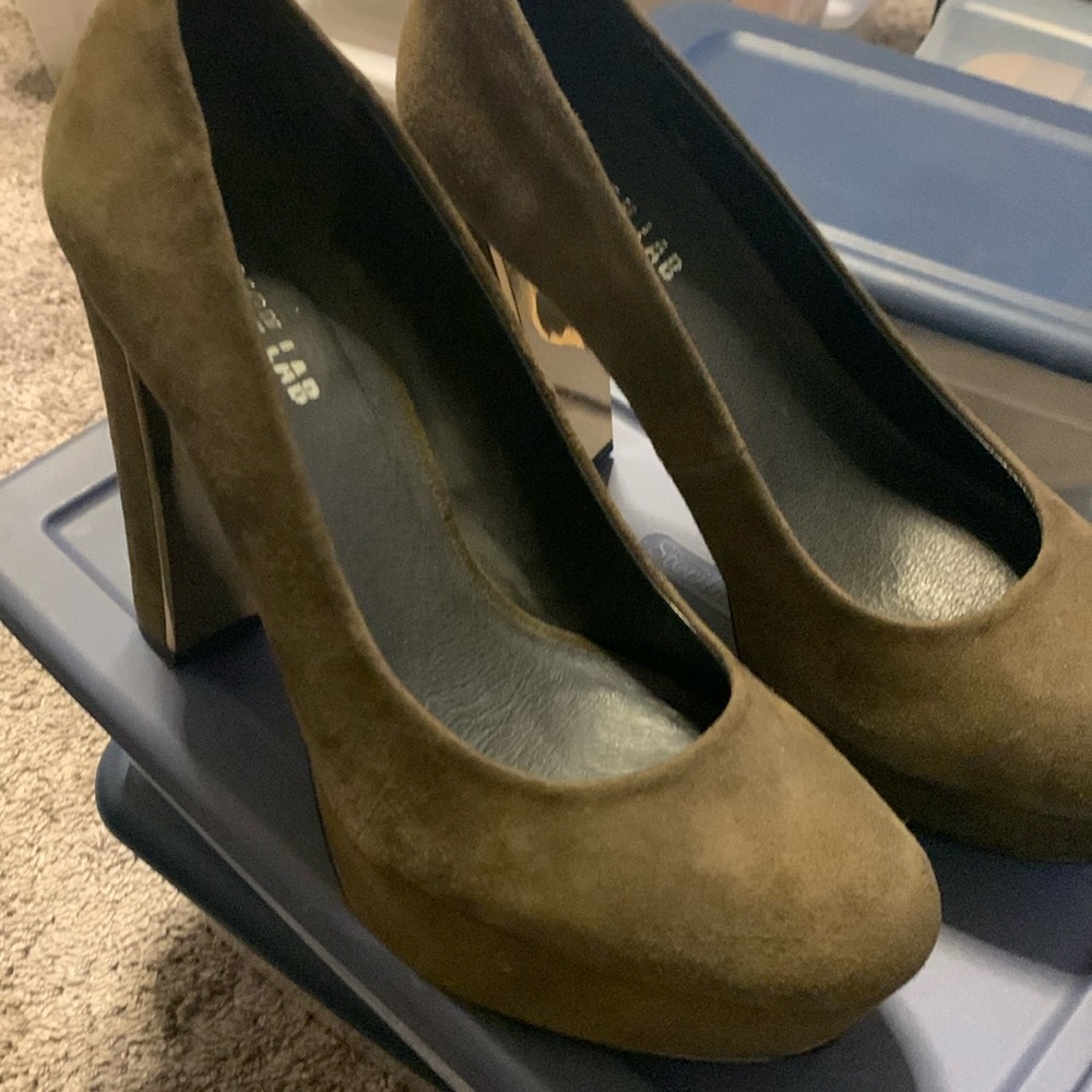 Olive green suede platform shoes from Design Lab.  Excellent condition